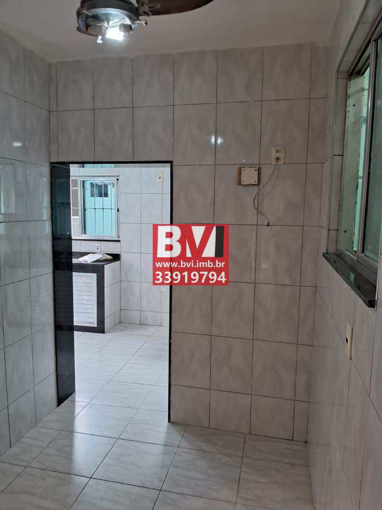 Casa à venda com 3 quartos, 90m² - Foto 14