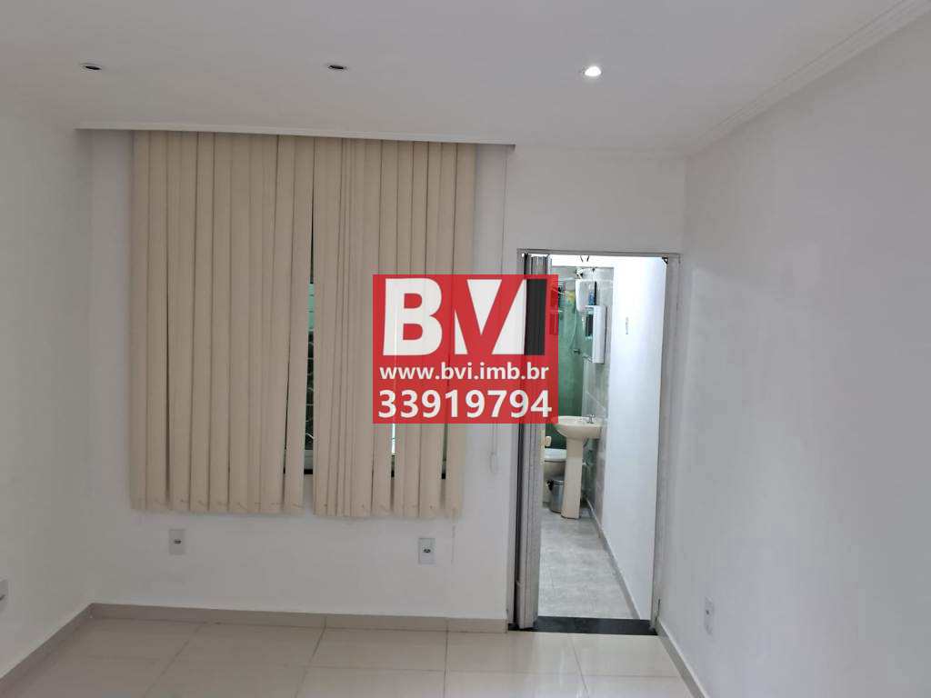 Casa à venda com 3 quartos, 90m² - Foto 29