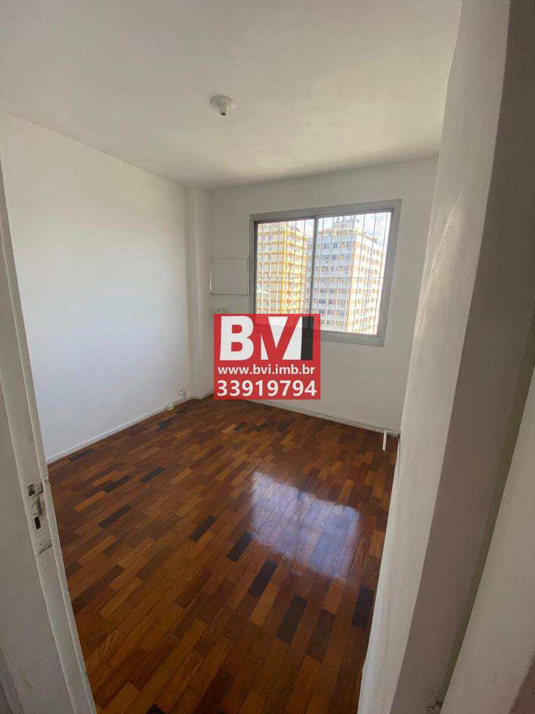 Apartamento à venda com 3 quartos, 85m² - Foto 4