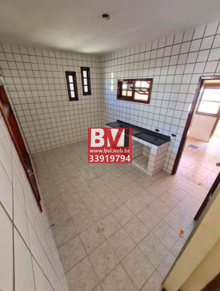 Casa à venda com 2 quartos, 103m² - Foto 11