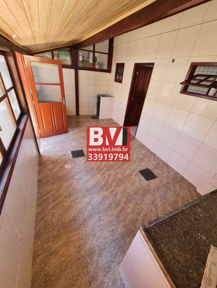 Casa à venda com 2 quartos, 103m² - Foto 5