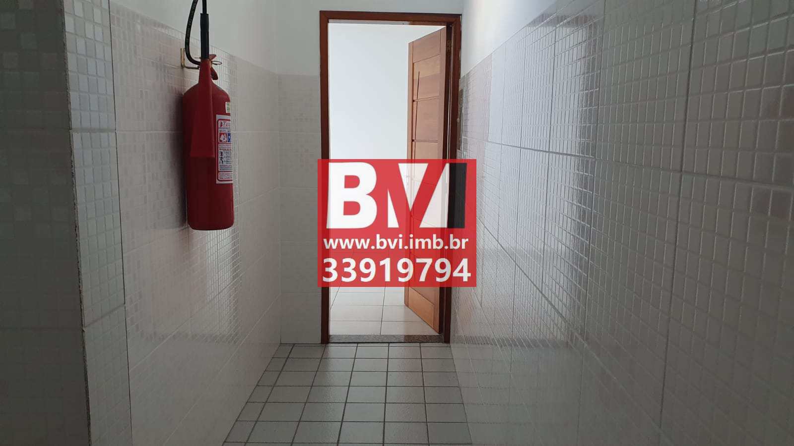 Apartamento à venda com 2 quartos, 110m² - Foto 4