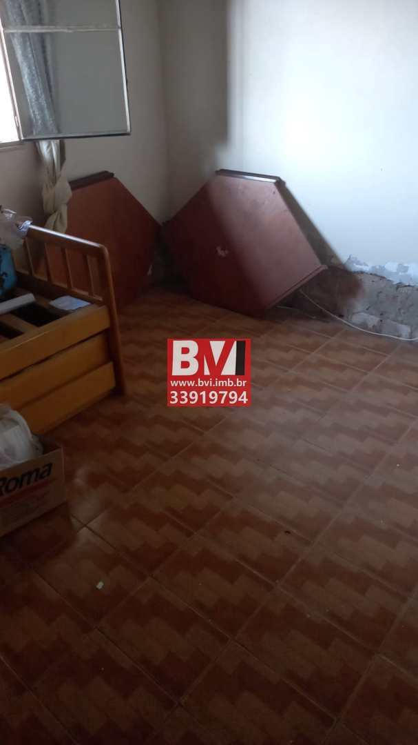 Casa à venda com 2 quartos, 58m² - Foto 12