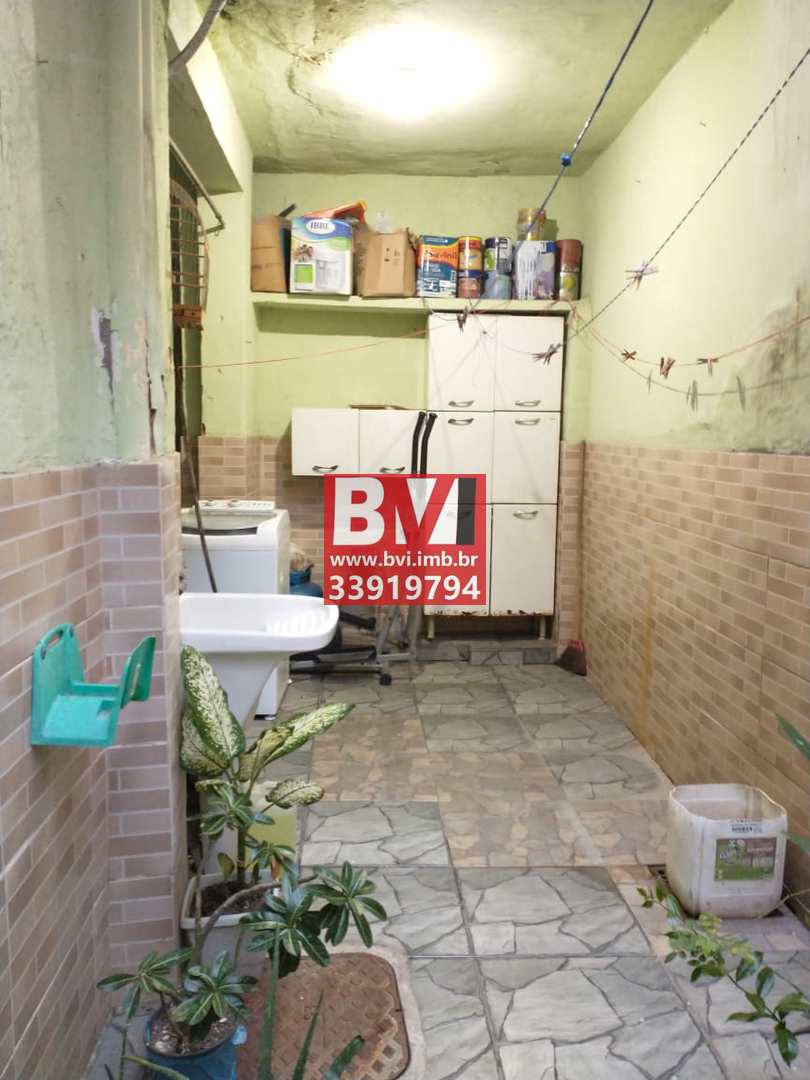 Casa à venda com 2 quartos, 48m² - Foto 24