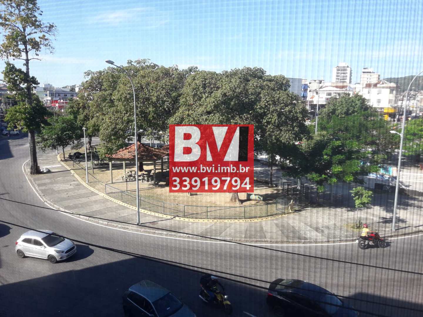 Apartamento à venda com 2 quartos, 79m² - Foto 27