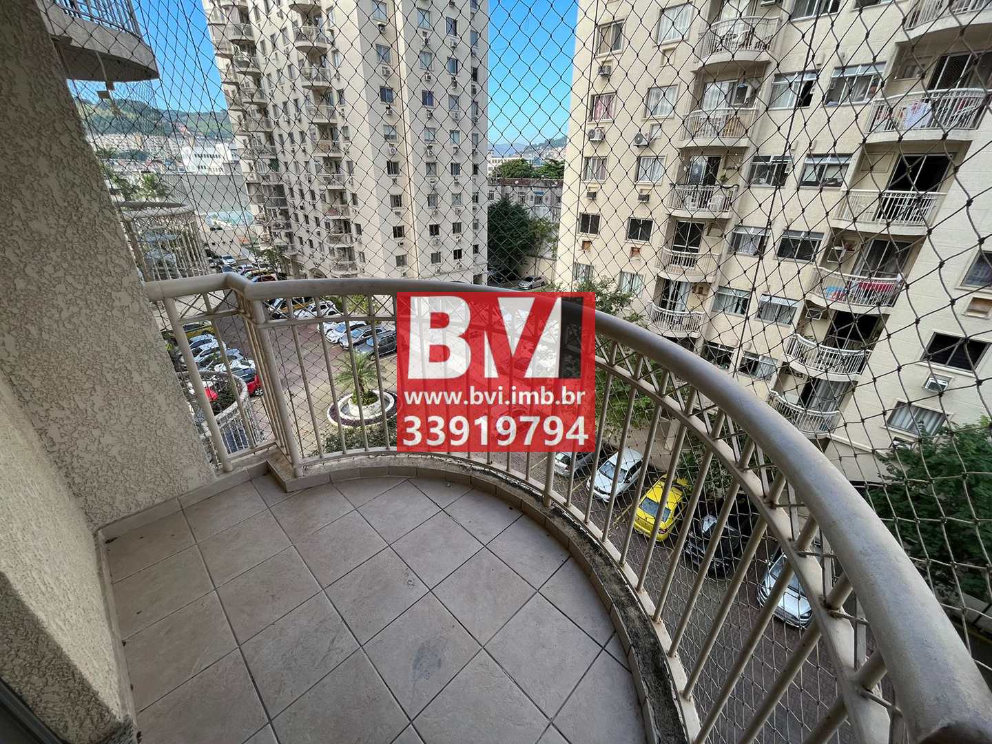 Apartamento à venda com 2 quartos, 68m² - Foto 2