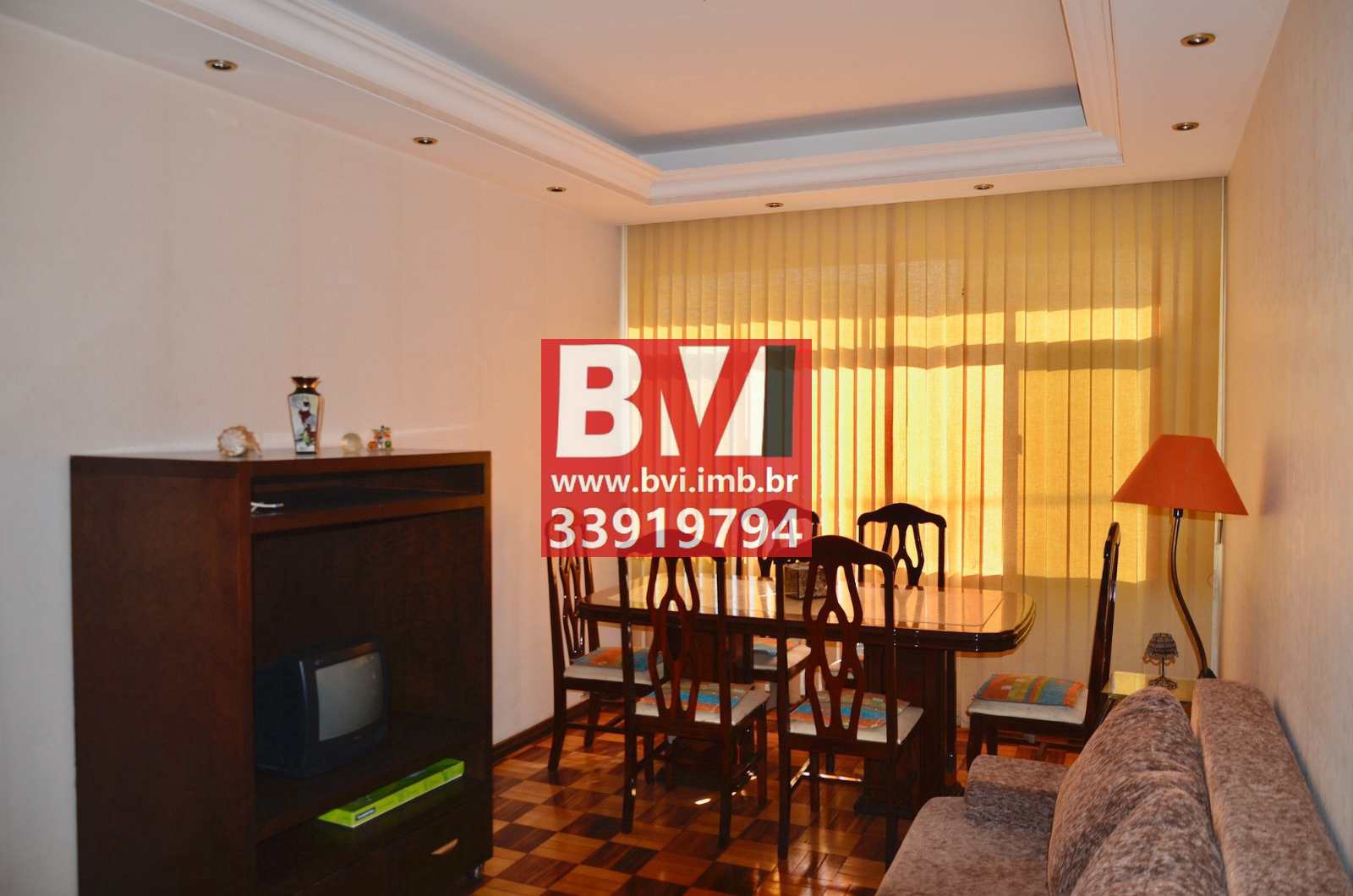 Apartamento à venda com 2 quartos, 77m² - Foto 3