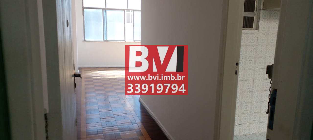 Apartamento à venda com 2 quartos, 68m² - Foto 2