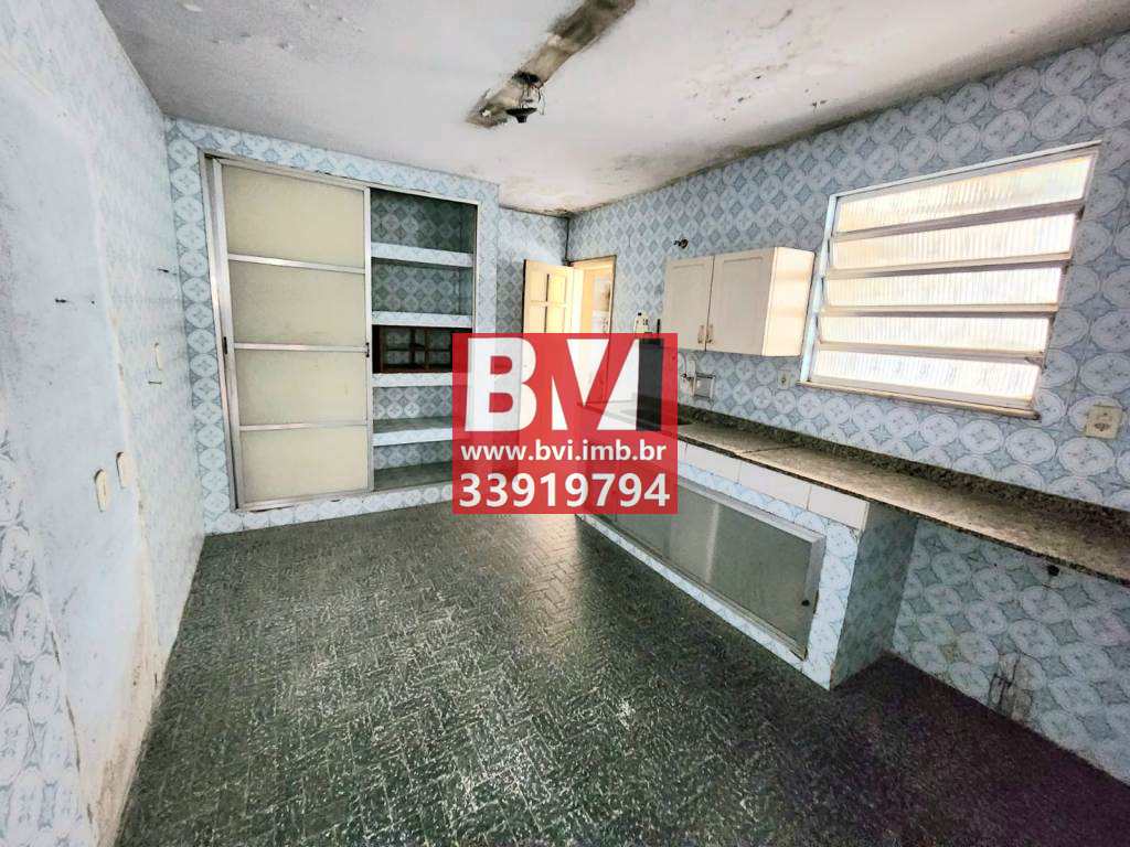 Casa à venda com 3 quartos, 380m² - Foto 35