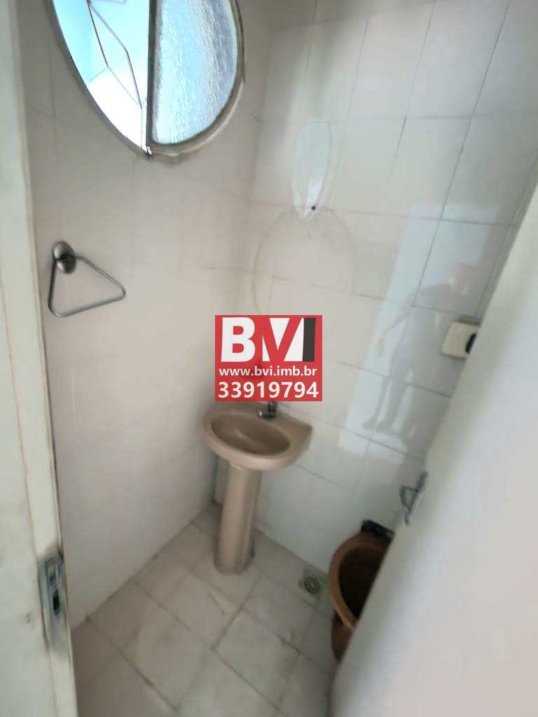 Casa à venda com 3 quartos, 380m² - Foto 16