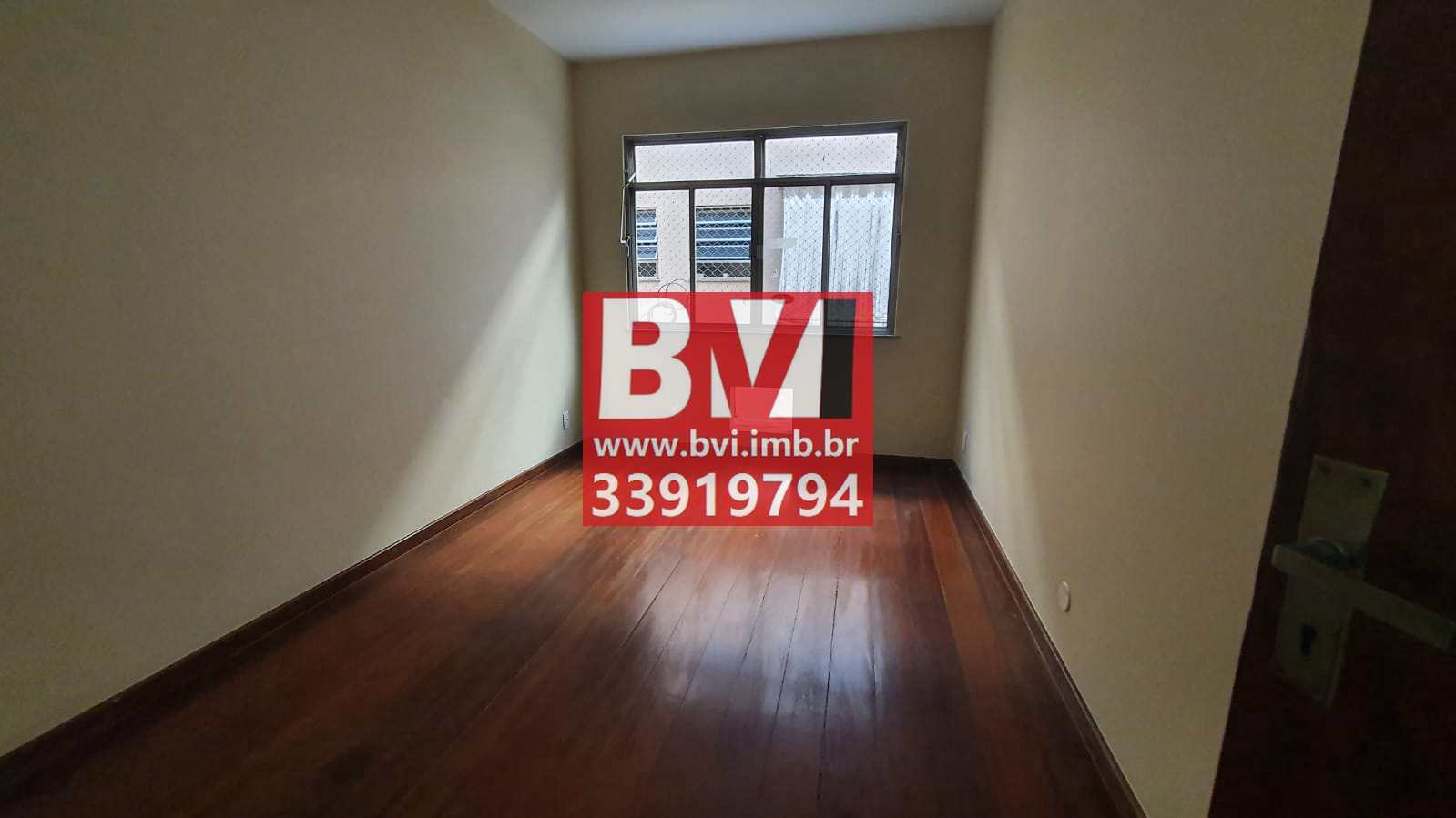 Apartamento à venda com 2 quartos, 100m² - Foto 1