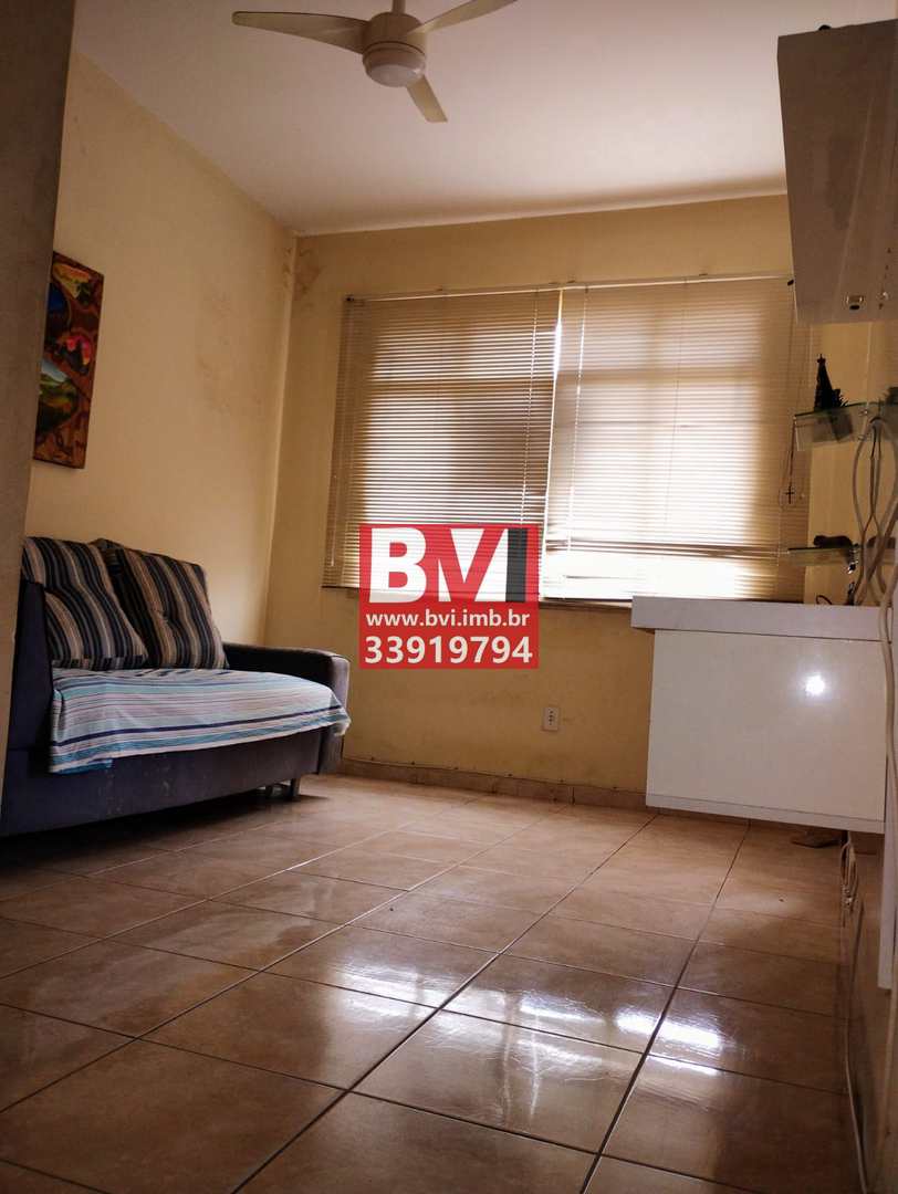 Casa à venda com 2 quartos, 75m² - Foto 11