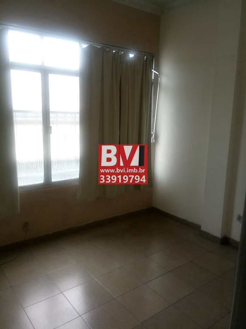 Apartamento à venda com 2 quartos, 62m² - Foto 11