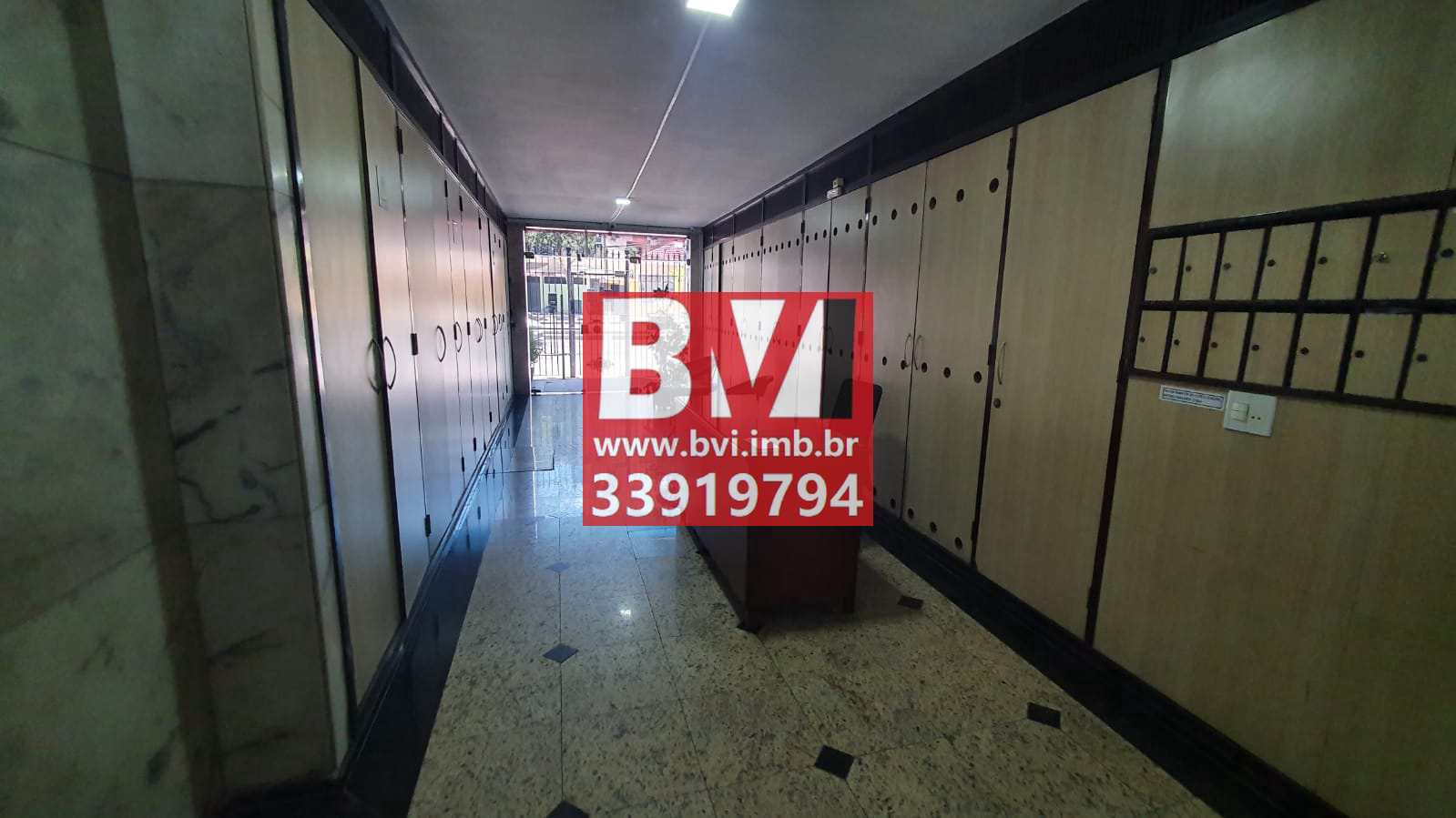 Apartamento à venda com 2 quartos, 77m² - Foto 1