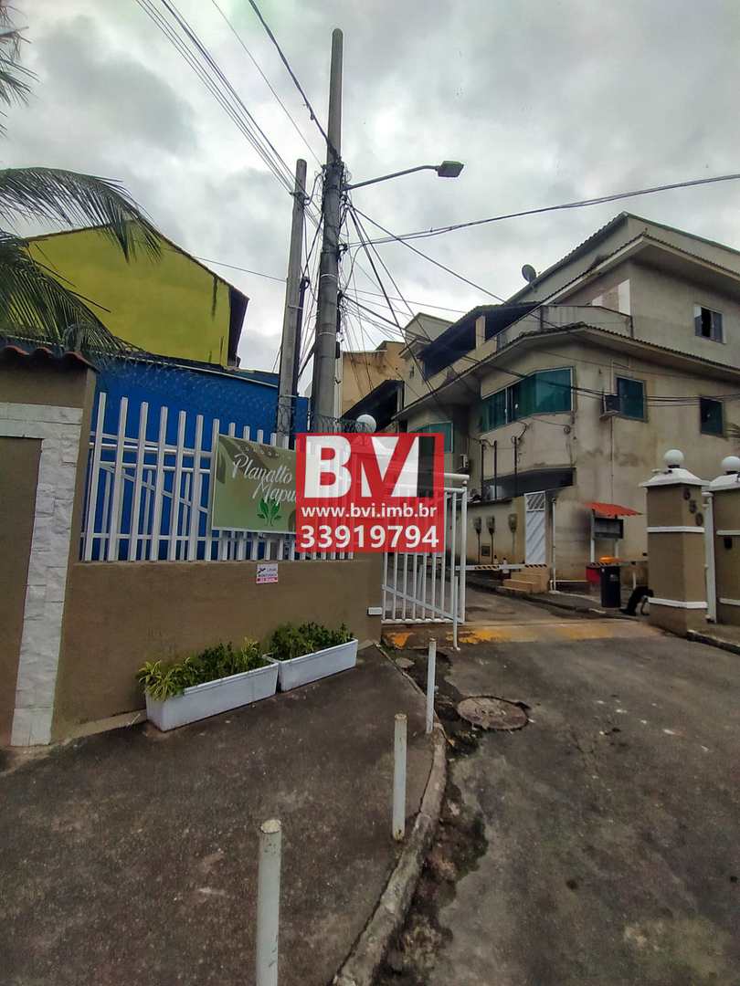 Casa de Condomínio à venda com 4 quartos, 260m² - Foto 1