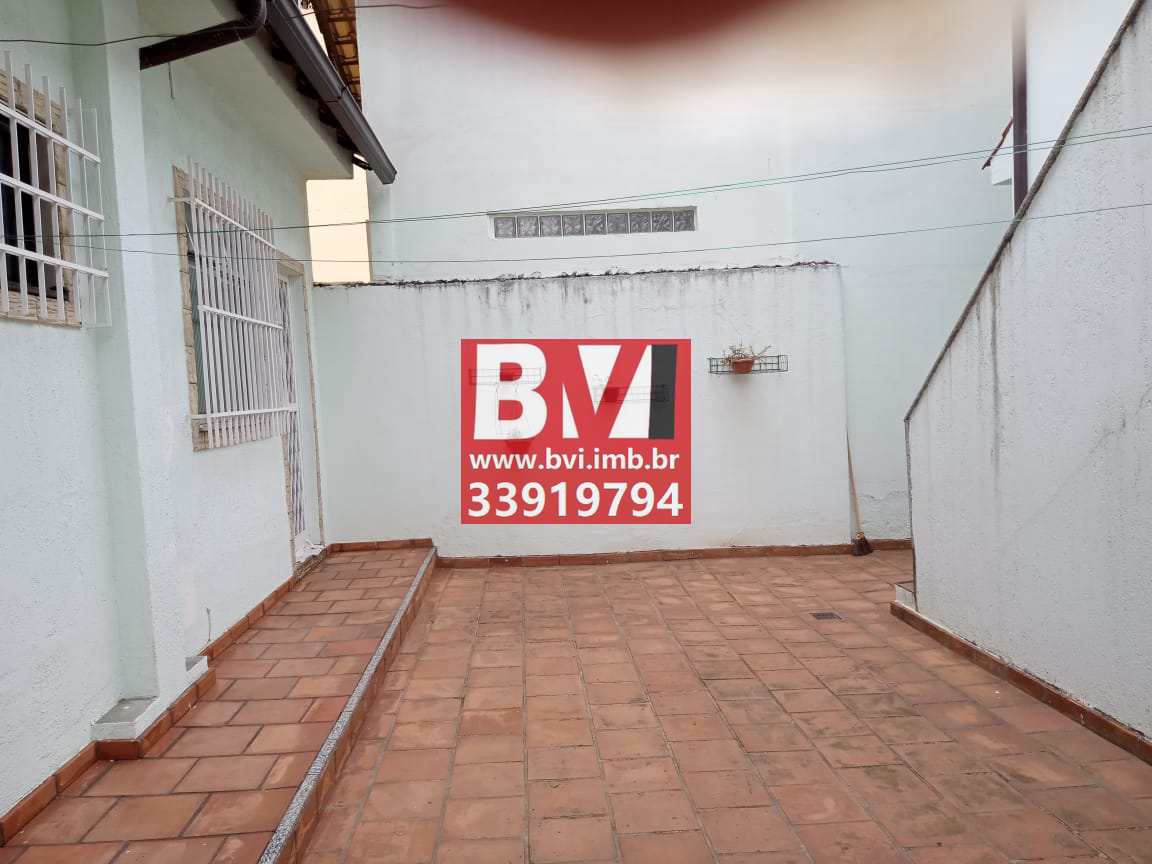 Casa à venda com 3 quartos, 108m² - Foto 19