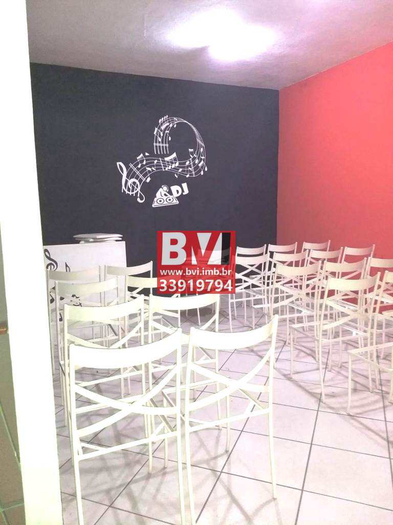 Casa para alugar com 3 quartos, 340m² - Foto 15