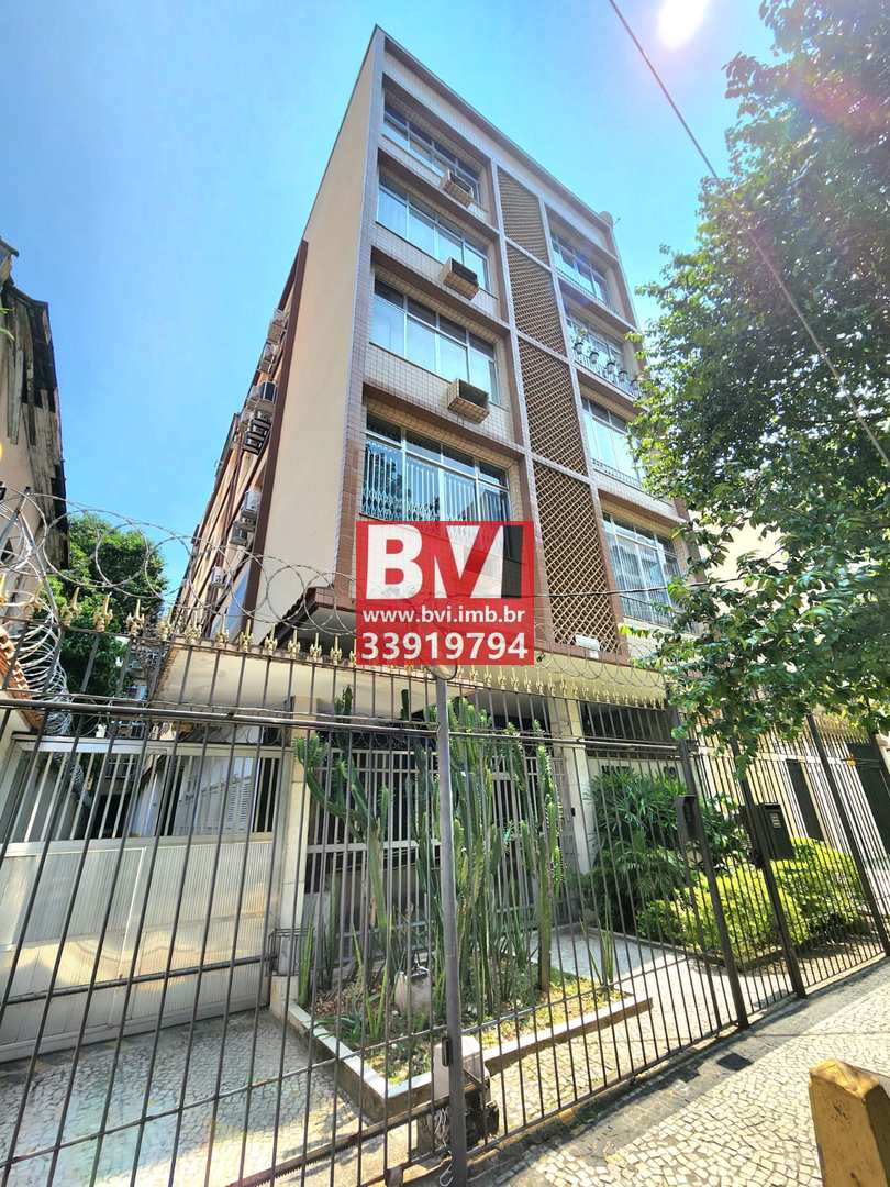 Apartamento à venda com 2 quartos, 66m² - Foto 2