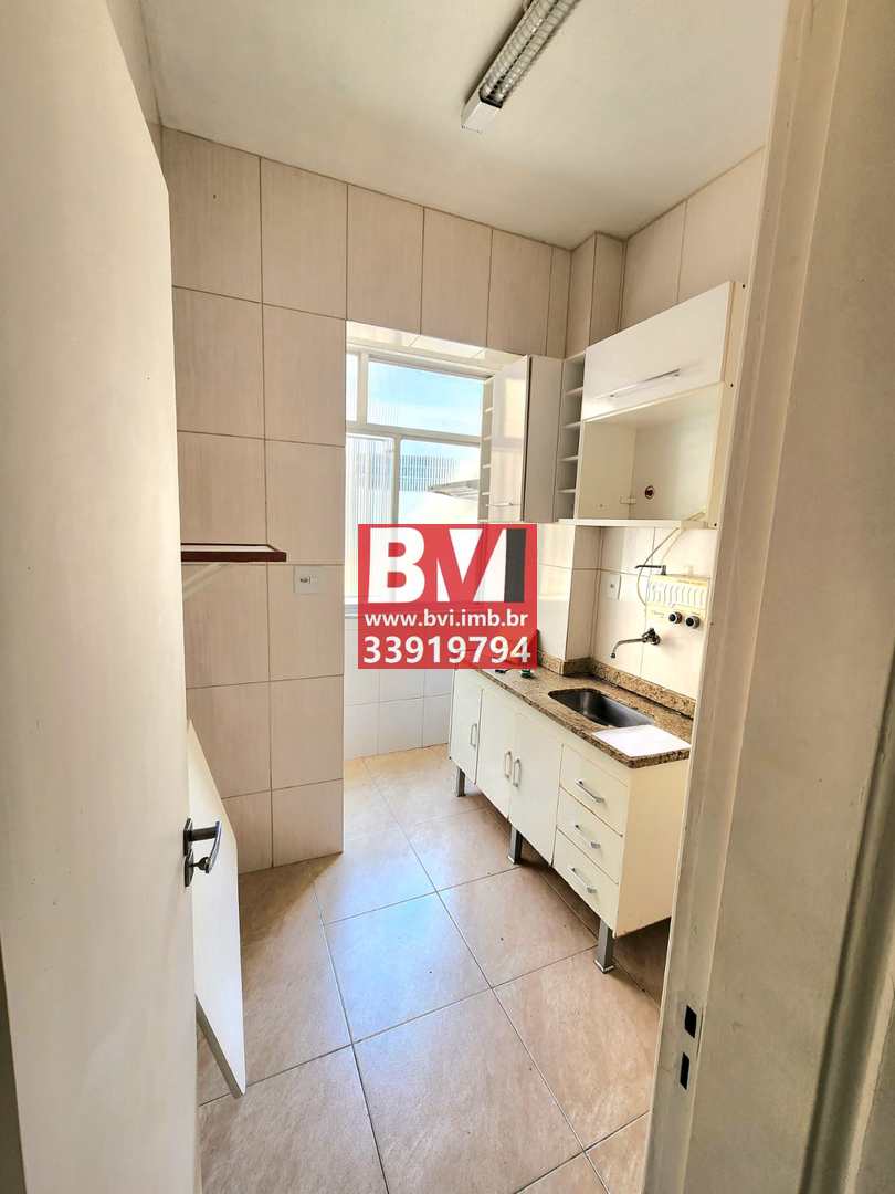 Apartamento à venda com 2 quartos, 66m² - Foto 29