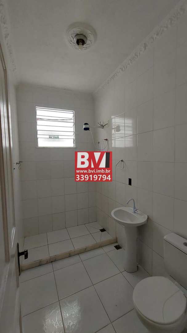 Casa à venda com 2 quartos, 80m² - Foto 9