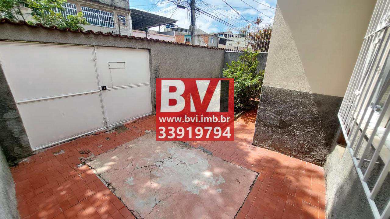 Casa à venda com 2 quartos, 80m² - Foto 4