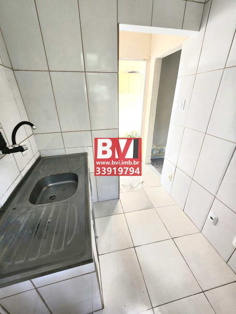 Casa à venda com 1 quarto, 30m² - Foto 8