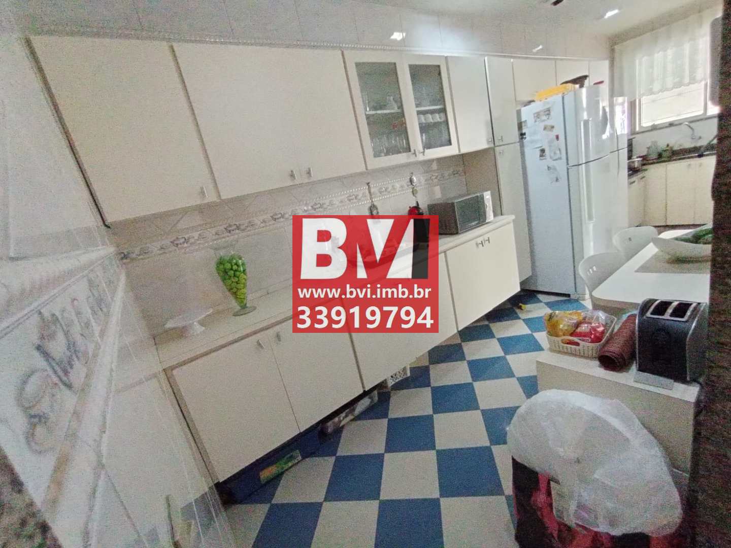 Casa à venda com 2 quartos, 90m² - Foto 13