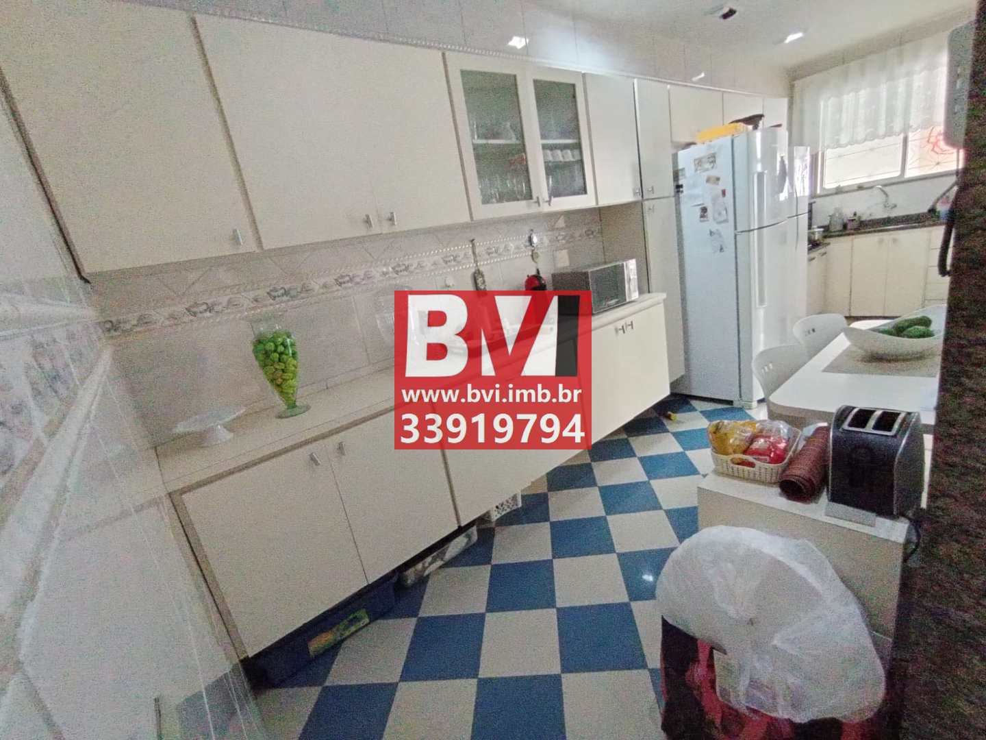 Casa à venda com 2 quartos, 90m² - Foto 14