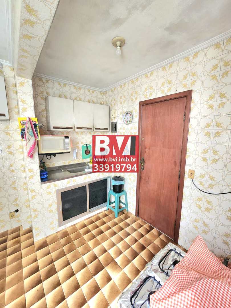 Apartamento à venda com 2 quartos, 70m² - Foto 29