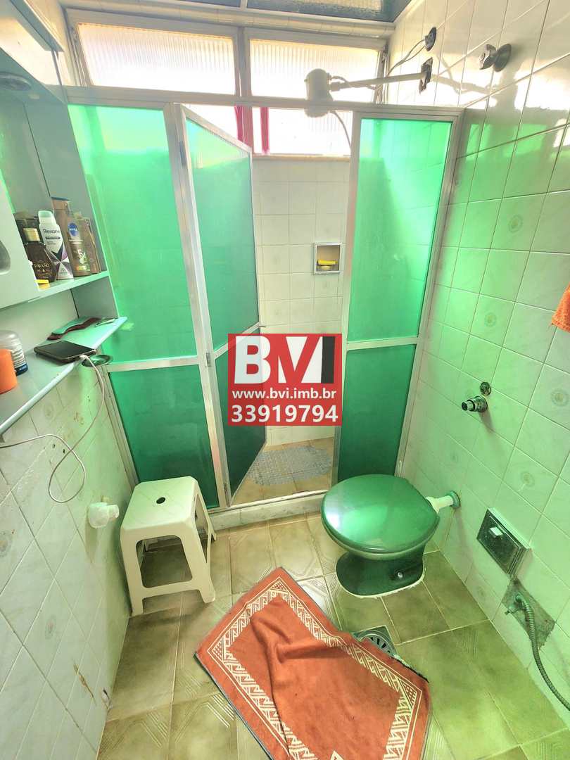 Apartamento à venda com 2 quartos, 70m² - Foto 18