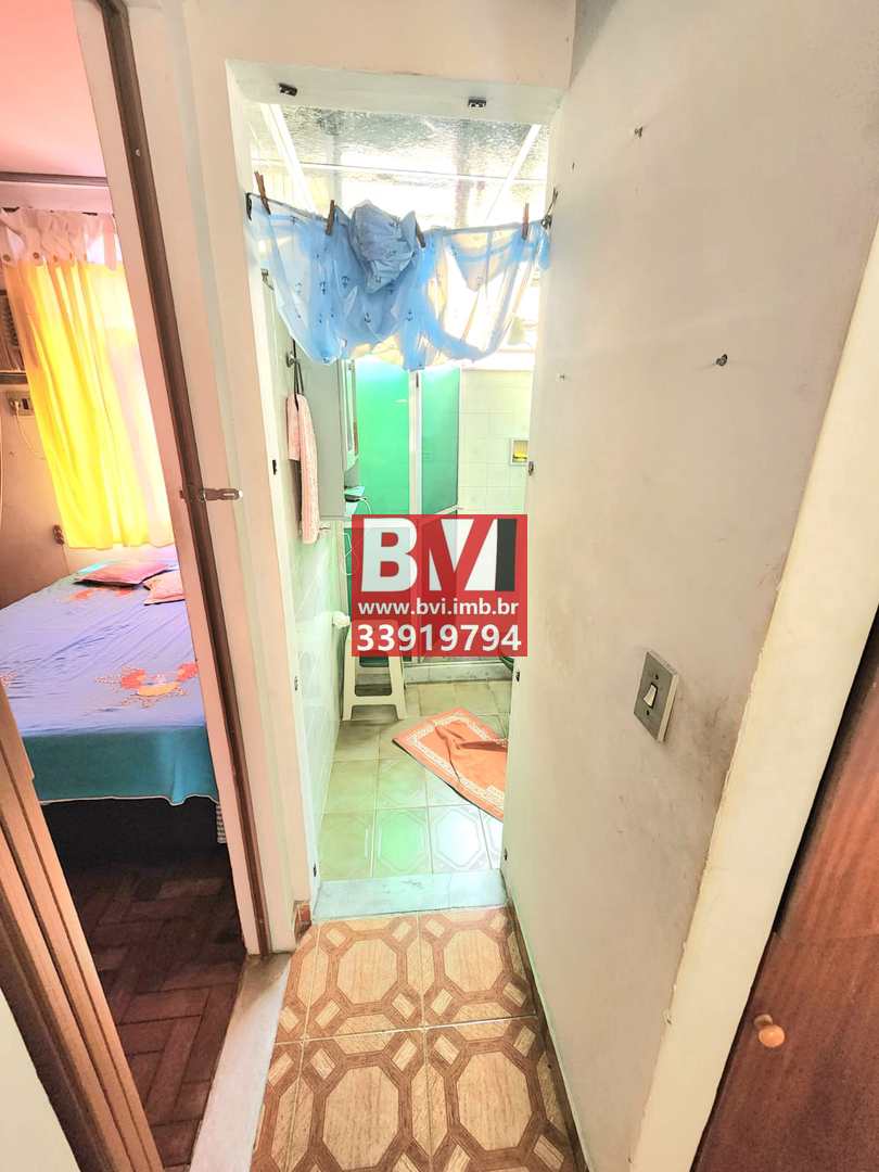 Apartamento à venda com 2 quartos, 70m² - Foto 25