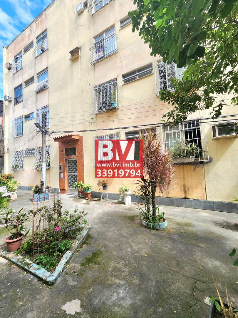 Apartamento à venda com 2 quartos, 70m² - Foto 4