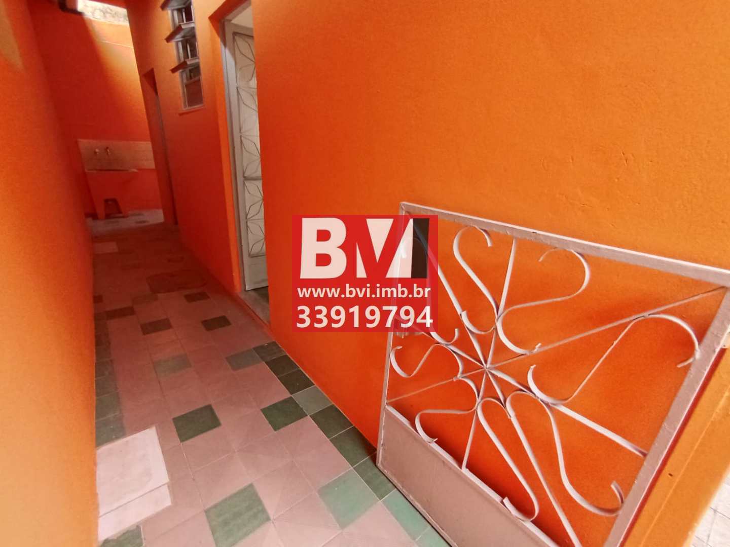 Casa à venda e aluguel com 2 quartos, 60m² - Foto 2