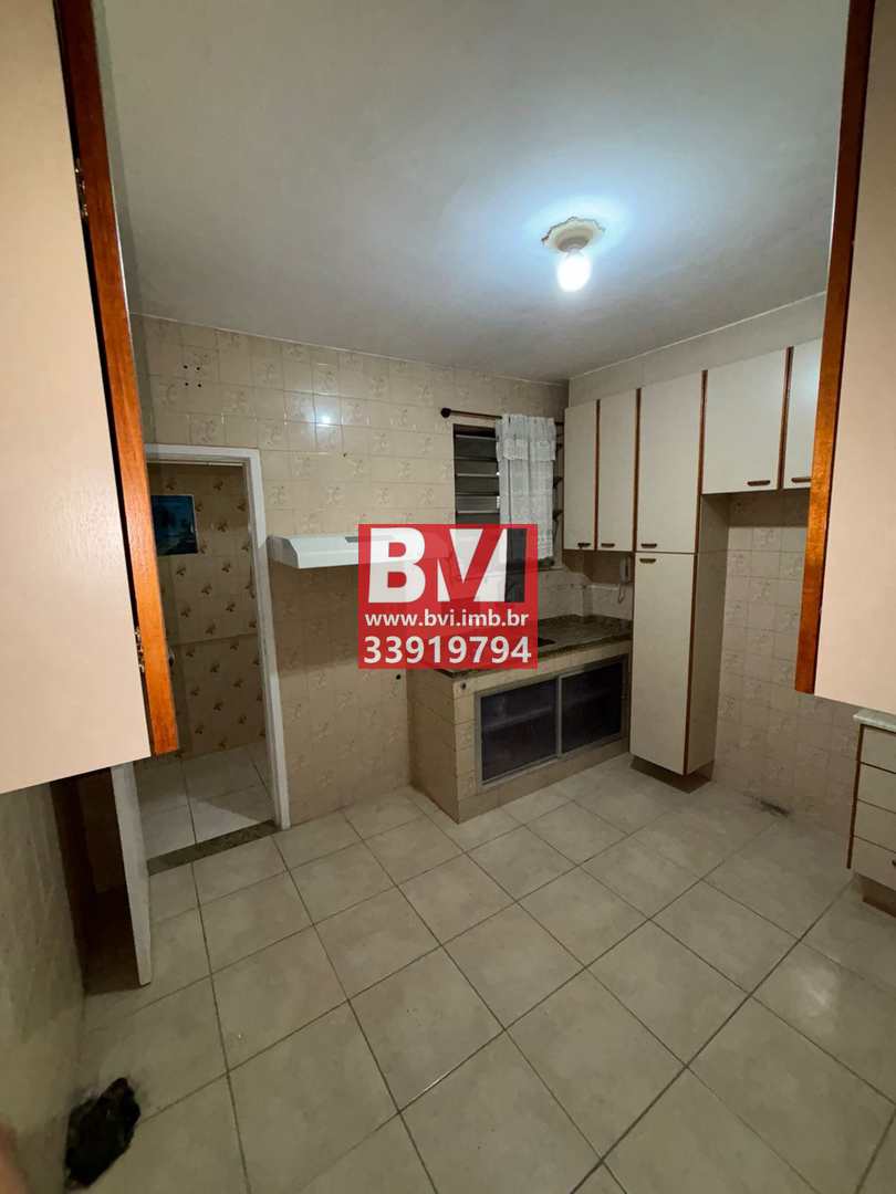 Apartamento à venda com 2 quartos, 70m² - Foto 13