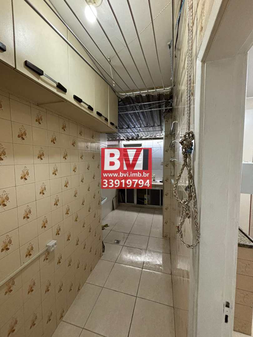 Apartamento à venda com 2 quartos, 70m² - Foto 15