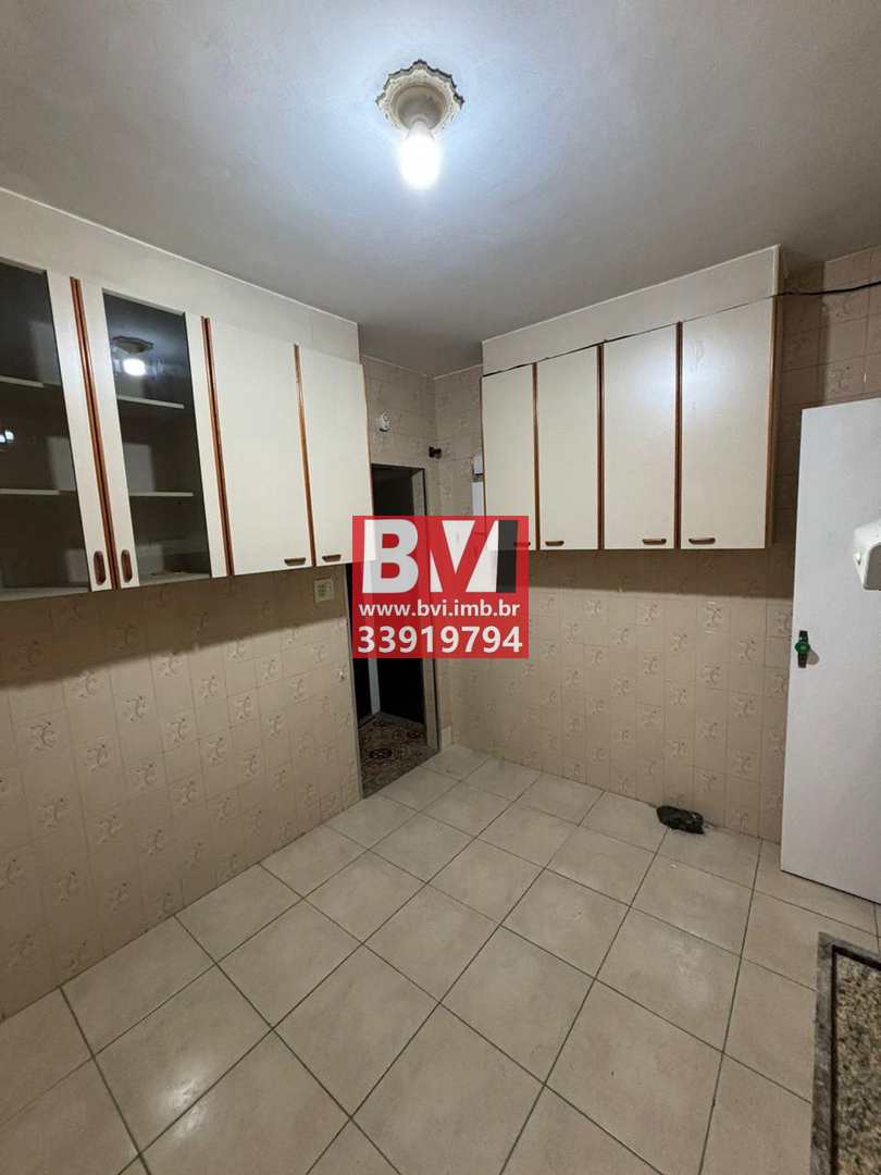 Apartamento à venda com 2 quartos, 70m² - Foto 14