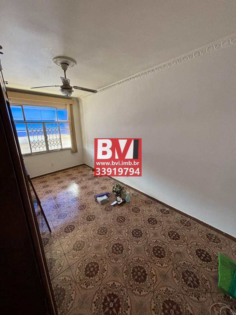 Apartamento à venda com 2 quartos, 70m² - Foto 11