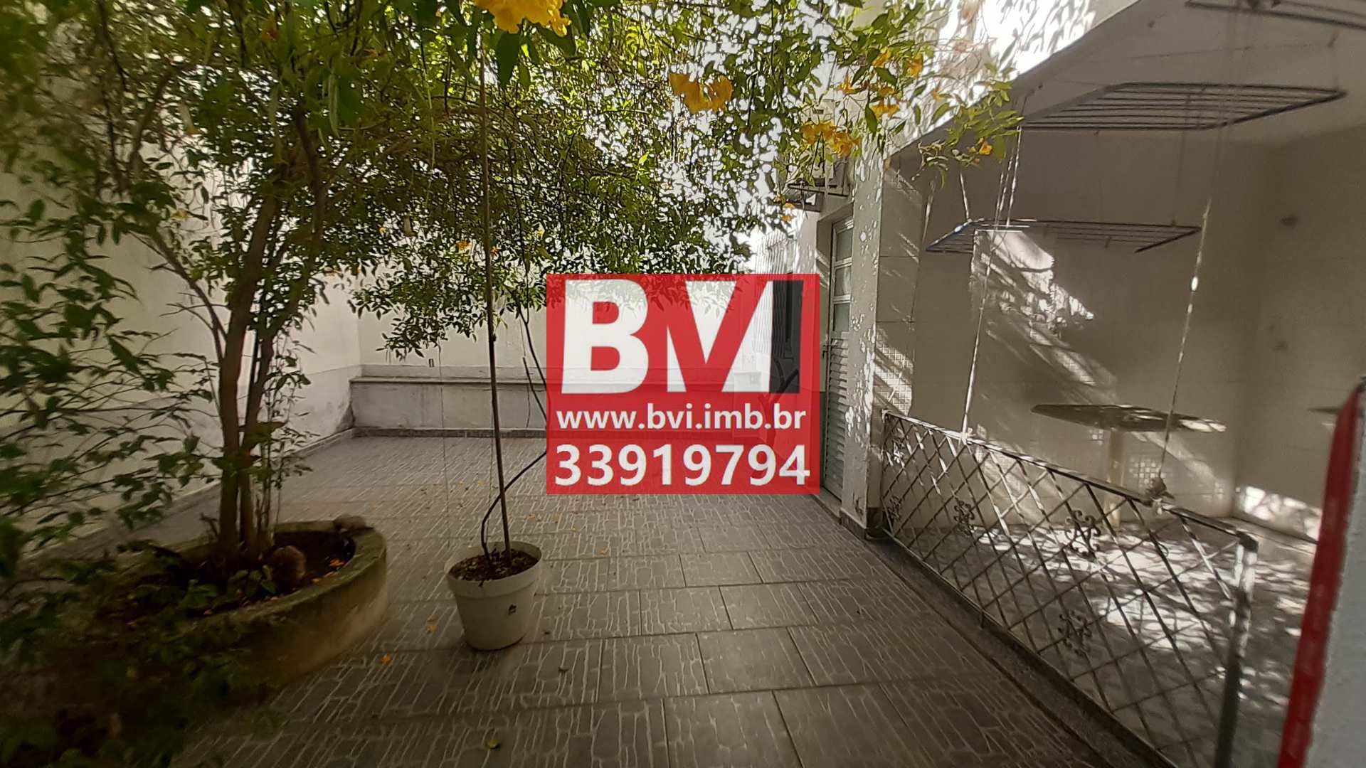 Casa à venda com 4 quartos, 101m² - Foto 5