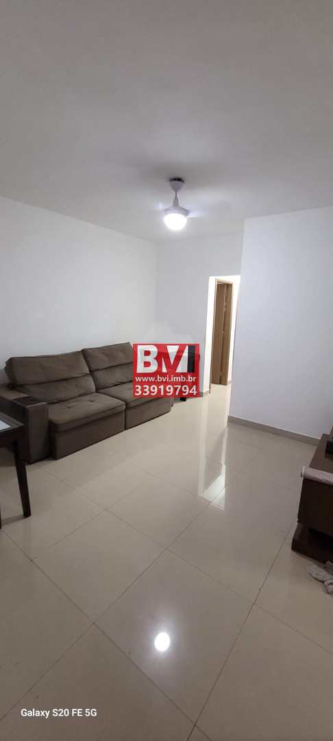 Apartamento à venda com 3 quartos, 70m² - Foto 2