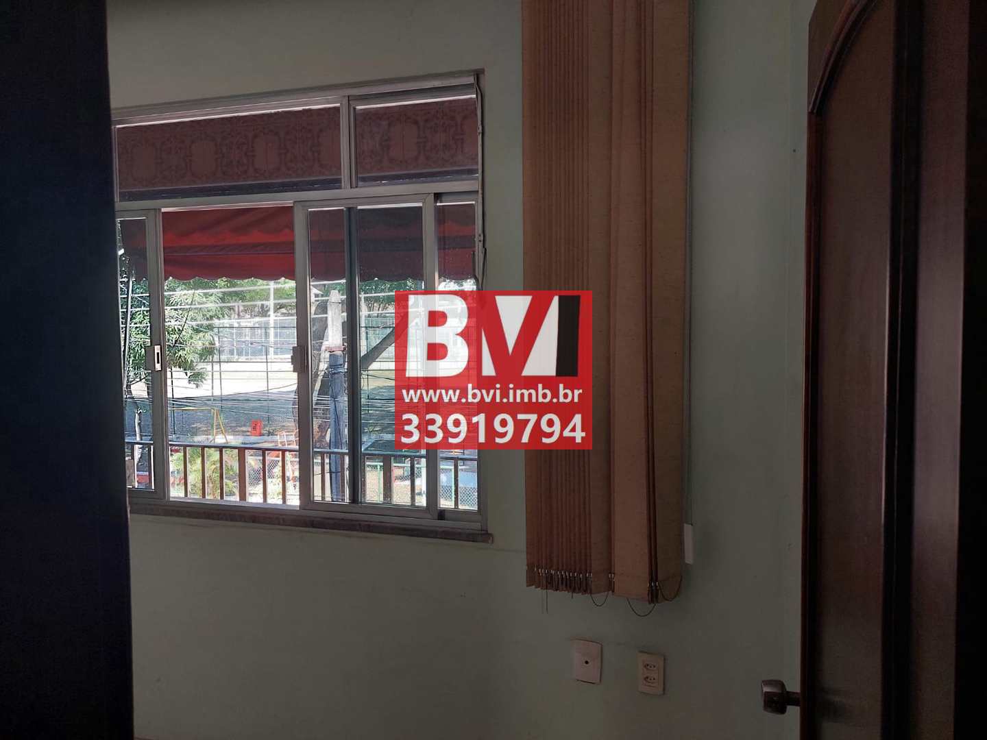 Casa à venda com 4 quartos, 200m² - Foto 15