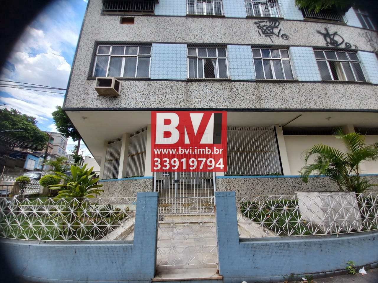 Apartamento à venda com 2 quartos, 64m² - Foto 1