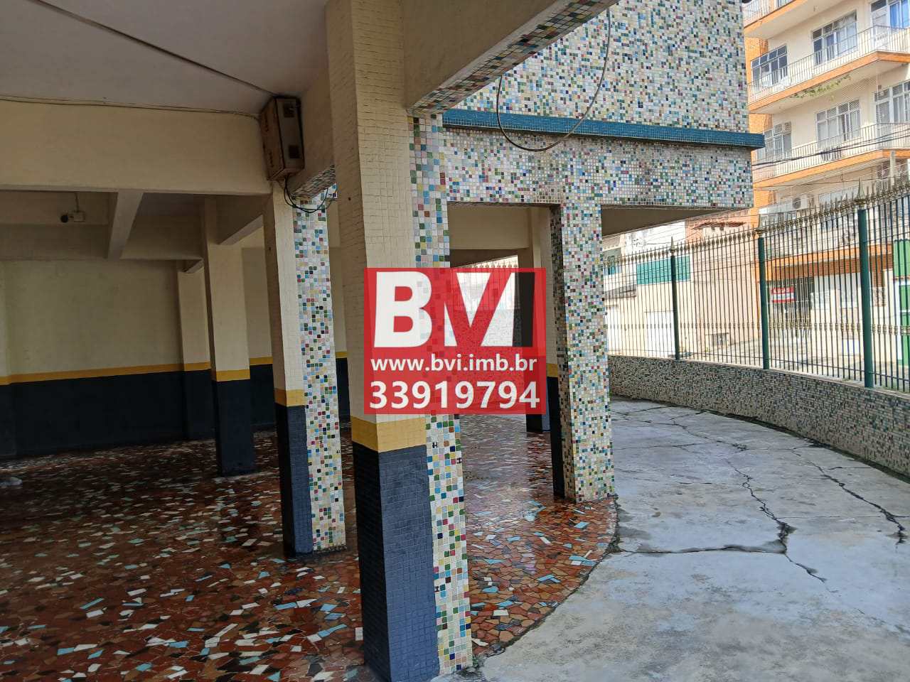 Apartamento à venda com 2 quartos, 85m² - Foto 4