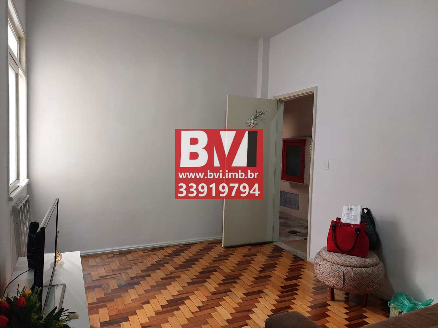 Apartamento à venda com 1 quarto, 46m² - Foto 2