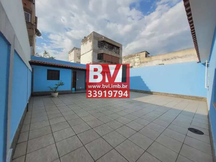 Casa à venda com 3 quartos, 130m² - Foto 4