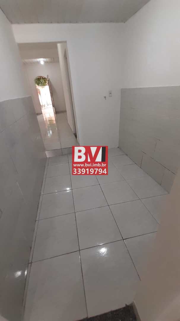 Casa à venda com 1 quarto, 120m² - Foto 3