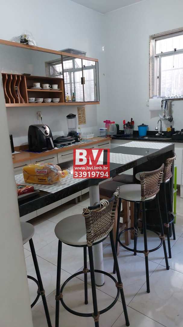 Casa à venda com 2 quartos, 99m² - Foto 12