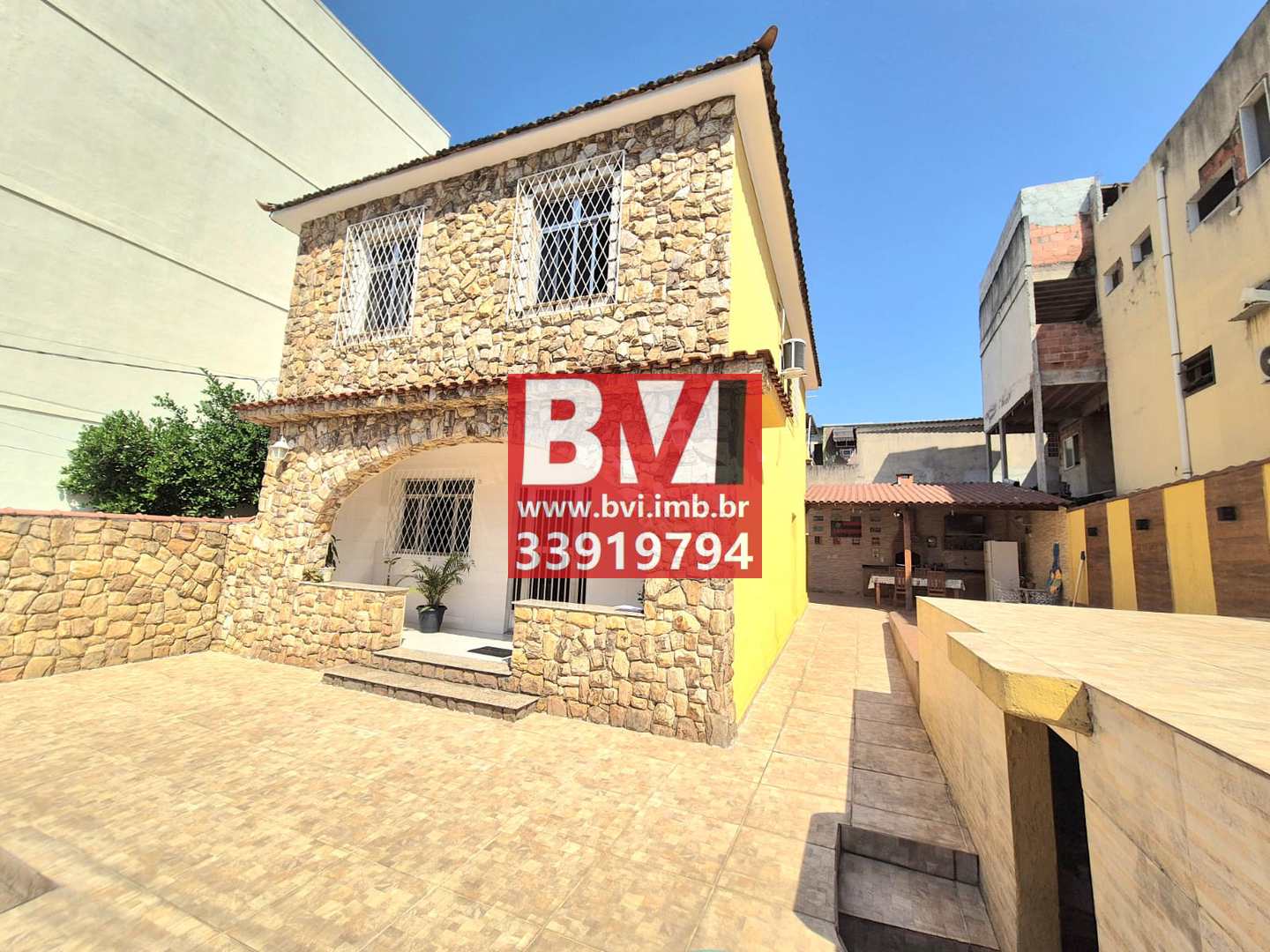 Casa à venda com 3 quartos, 365m² - Foto 3