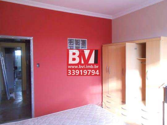 Casa à venda com 3 quartos, 209m² - Foto 4