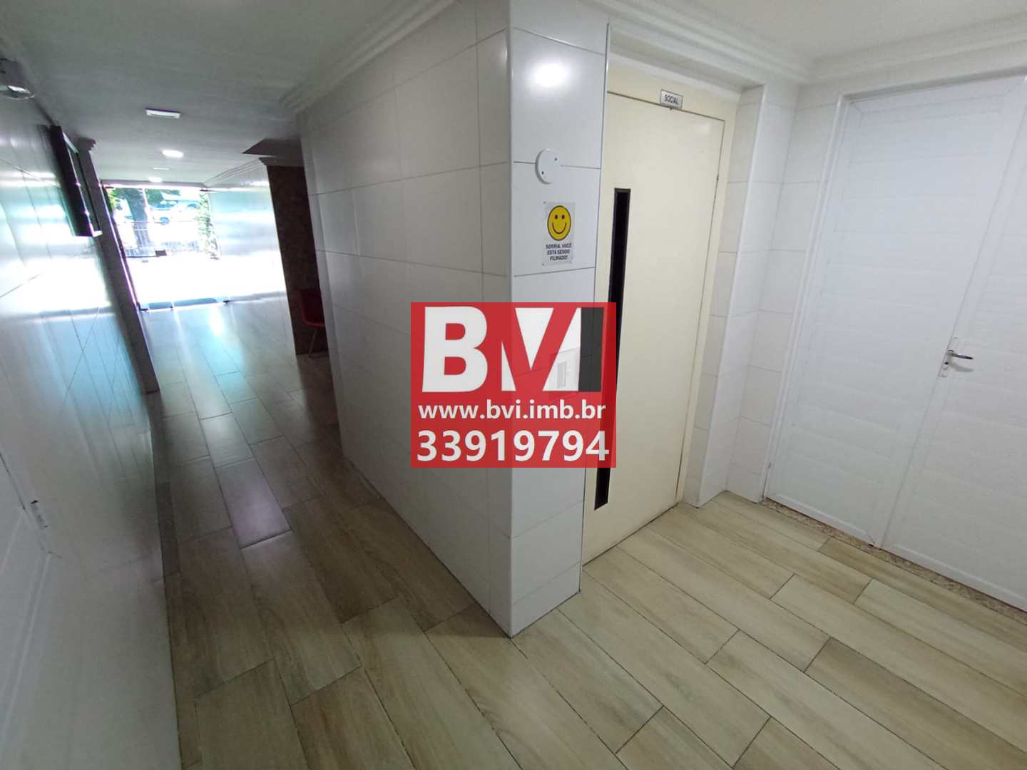 Apartamento à venda com 2 quartos, 73m² - Foto 2