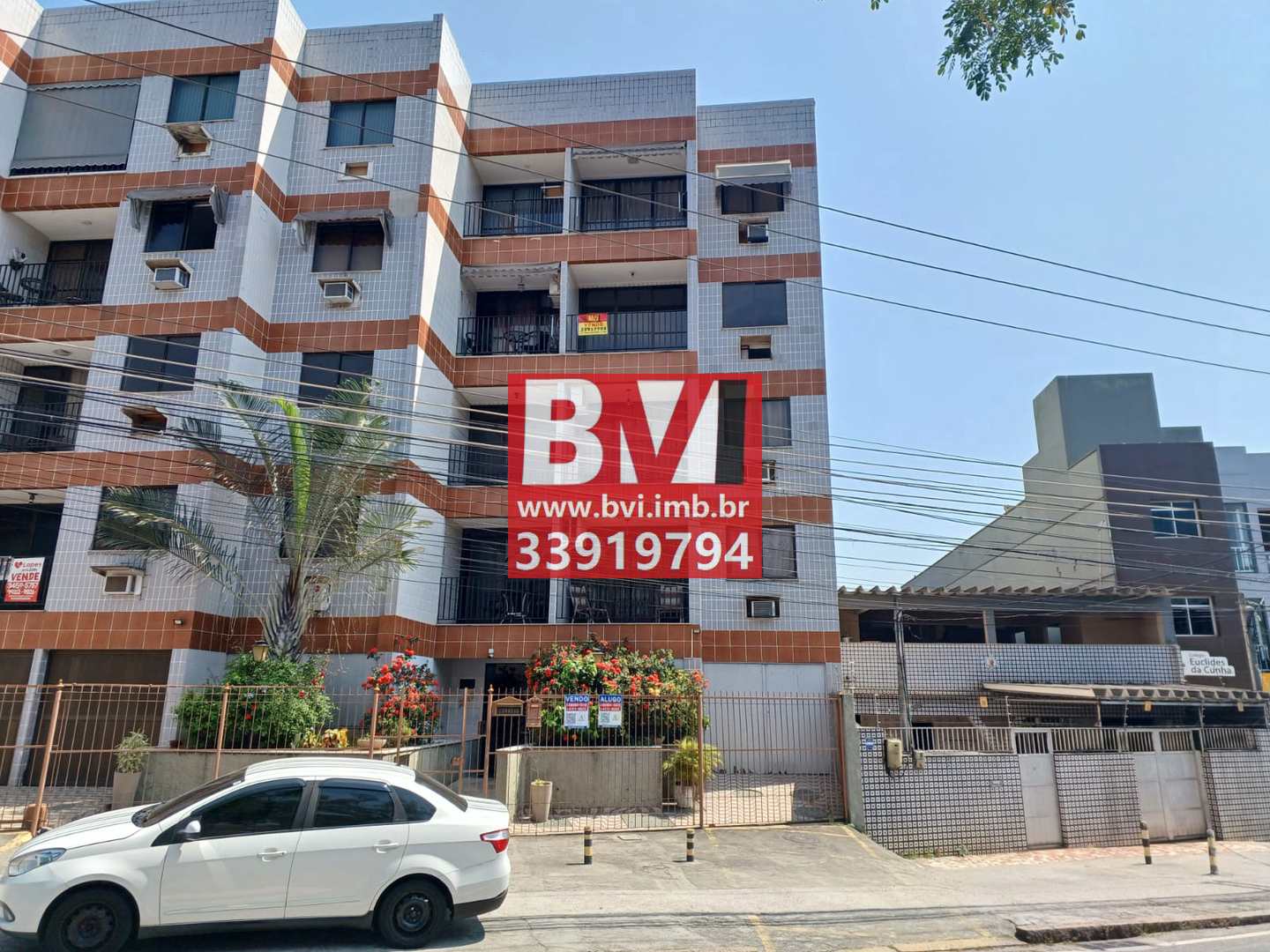 Apartamento à venda com 2 quartos, 73m² - Foto 1